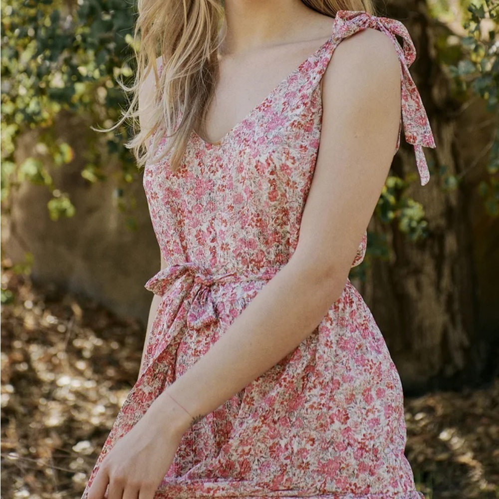 LUCY PARIS Alora Floral Dress Size Small | Fit and Flair | Midi | Party Dress